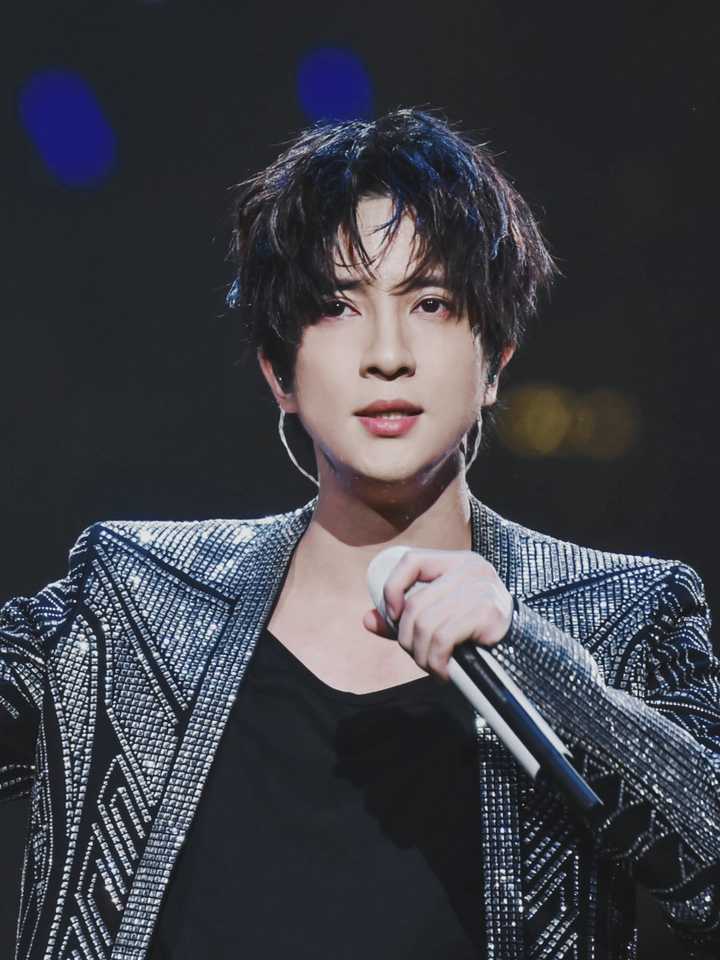 薛之謙最新圖片曝光